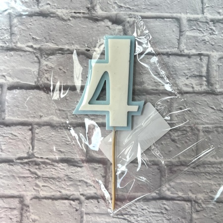 Цифра "4" из шоколадной глазури, 8 см, цвет голубой